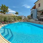 Complex Irena With Pool Konukevi 4*