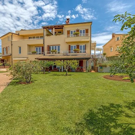 Complex Irena With Pool 4*