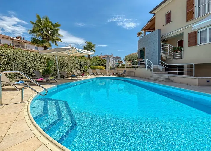 Complex Irena With Pool Penzion 4*