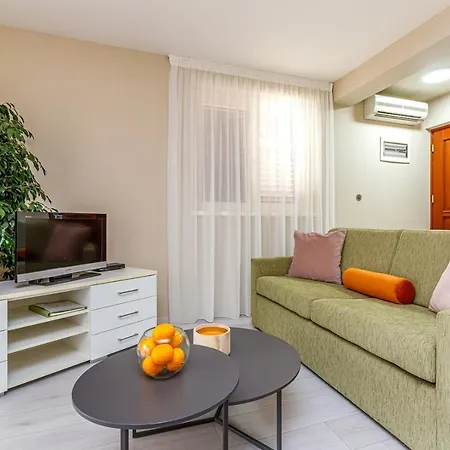 Guest house Complex Irena With Pool Porec