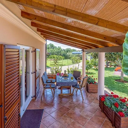 Complex Irena With Pool Porec